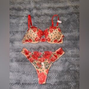 Victoria's Secret Red and Cream Floral Lace Bra Set